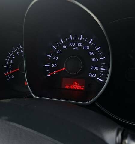 Синий Киа Рио, объемом двигателя 1.4 л и пробегом 164 тыс. км за 6600 $, фото 4 на Automoto.ua