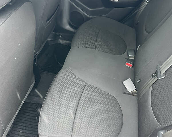 Синий Киа Рио, объемом двигателя 1.4 л и пробегом 150 тыс. км за 8500 $, фото 17 на Automoto.ua