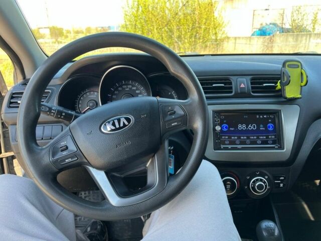 Синій Кіа Ріо, об'ємом двигуна 0 л та пробігом 120 тис. км за 6499 $, фото 7 на Automoto.ua