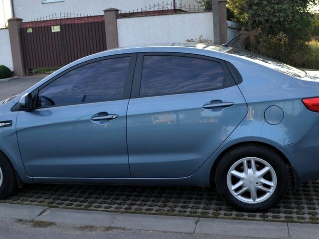 Синий Киа Рио, объемом двигателя 1.6 л и пробегом 148 тыс. км за 8200 $, фото 6 на Automoto.ua