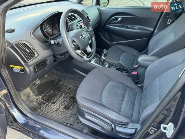 Синий Киа Рио, объемом двигателя 1.59 л и пробегом 162 тыс. км за 6000 $, фото 12 на Automoto.ua