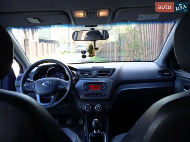 Синій Кіа Ріо, об'ємом двигуна 1.4 л та пробігом 175 тис. км за 7600 $, фото 2 на Automoto.ua