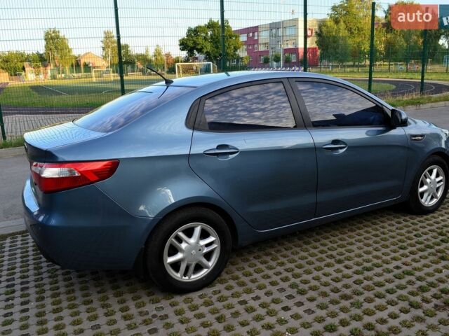 Синий Киа Рио, объемом двигателя 1.59 л и пробегом 149 тыс. км за 7600 $, фото 15 на Automoto.ua