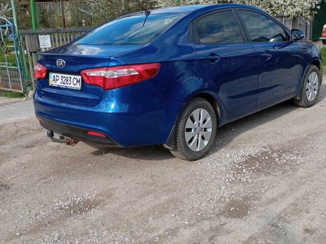 Синий Киа Рио, объемом двигателя 1.6 л и пробегом 240 тыс. км за 5818 $, фото 3 на Automoto.ua