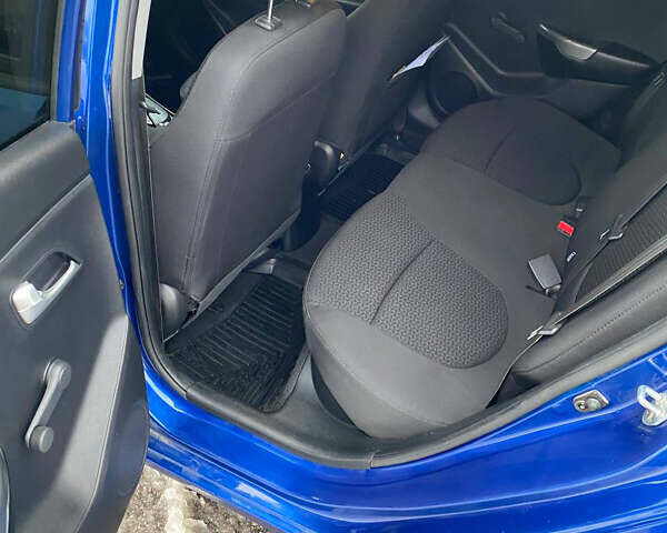 Синий Киа Рио, объемом двигателя 1.4 л и пробегом 150 тыс. км за 8500 $, фото 20 на Automoto.ua
