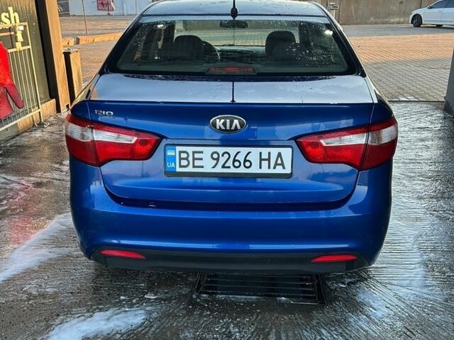 Синий Киа Рио, объемом двигателя 1.6 л и пробегом 248 тыс. км за 7500 $, фото 1 на Automoto.ua
