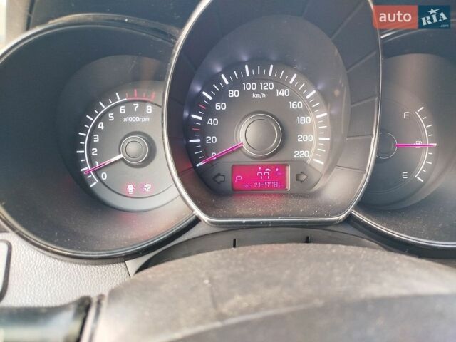 Синий Киа Рио, объемом двигателя 1.59 л и пробегом 145 тыс. км за 7500 $, фото 9 на Automoto.ua
