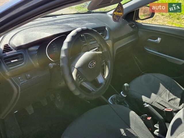 Синий Киа Рио, объемом двигателя 1.4 л и пробегом 292 тыс. км за 6700 $, фото 8 на Automoto.ua