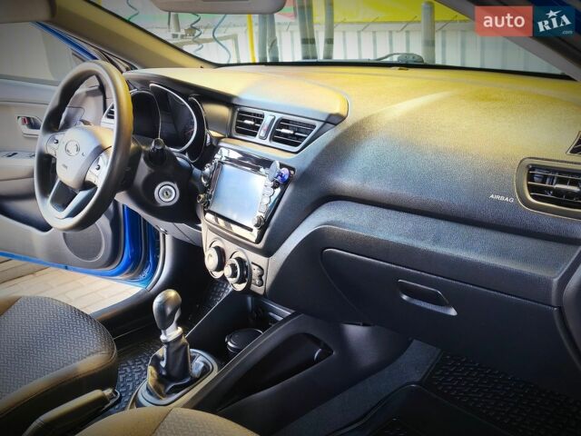 Синий Киа Рио, объемом двигателя 1.4 л и пробегом 129 тыс. км за 7600 $, фото 8 на Automoto.ua