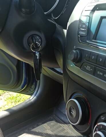 Синій Кіа Ріо, об'ємом двигуна 1.4 л та пробігом 175 тис. км за 7600 $, фото 14 на Automoto.ua