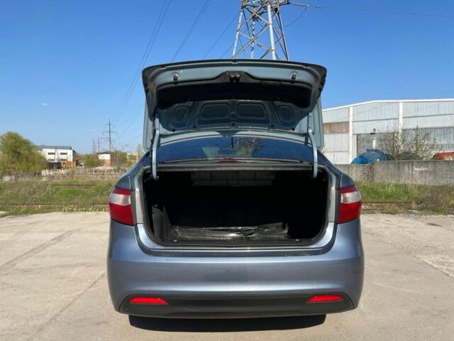 Синій Кіа Ріо, об'ємом двигуна 0 л та пробігом 120 тис. км за 6499 $, фото 9 на Automoto.ua