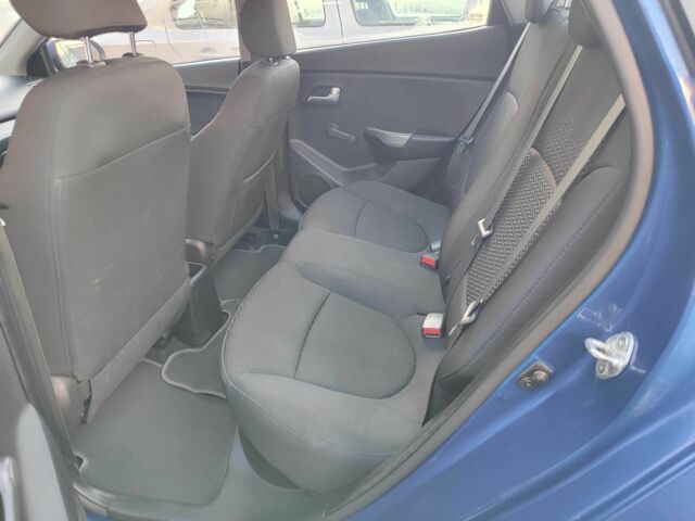 Синий Киа Рио, объемом двигателя 1.4 л и пробегом 189 тыс. км за 7500 $, фото 11 на Automoto.ua