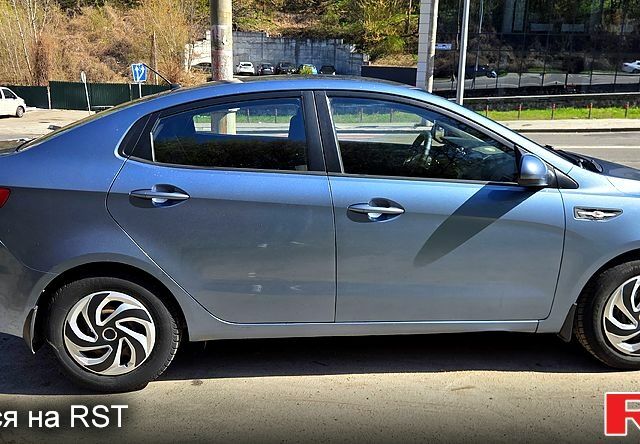 Синій Кіа Ріо, об'ємом двигуна 1.4 л та пробігом 292 тис. км за 6500 $, фото 7 на Automoto.ua