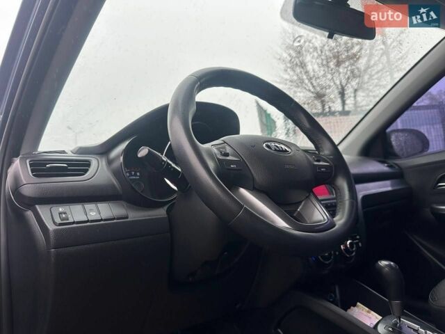 Синій Кіа Ріо, об'ємом двигуна 1.59 л та пробігом 146 тис. км за 8300 $, фото 9 на Automoto.ua