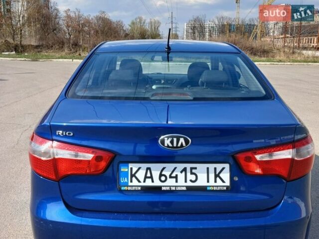Синий Киа Рио, объемом двигателя 1.4 л и пробегом 191 тыс. км за 7500 $, фото 4 на Automoto.ua