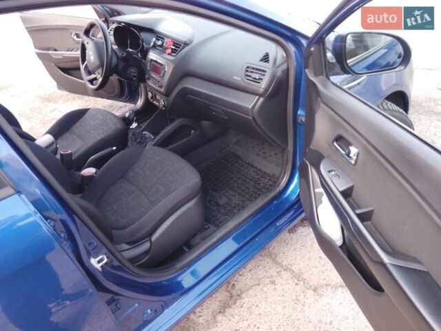 Синий Киа Рио, объемом двигателя 1.59 л и пробегом 121 тыс. км за 7599 $, фото 11 на Automoto.ua