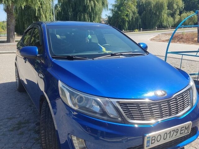 Синій Кіа Ріо, об'ємом двигуна 1.4 л та пробігом 178 тис. км за 7300 $, фото 5 на Automoto.ua