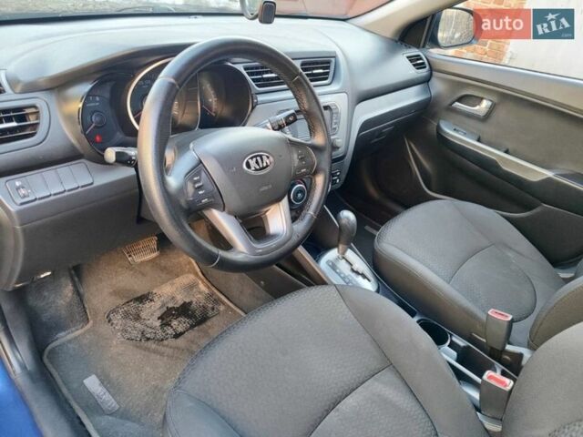 Синій Кіа Ріо, об'ємом двигуна 1.4 л та пробігом 190 тис. км за 7500 $, фото 6 на Automoto.ua