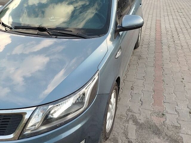 Синій Кіа Ріо, об'ємом двигуна 1.59 л та пробігом 145 тис. км за 7500 $, фото 4 на Automoto.ua