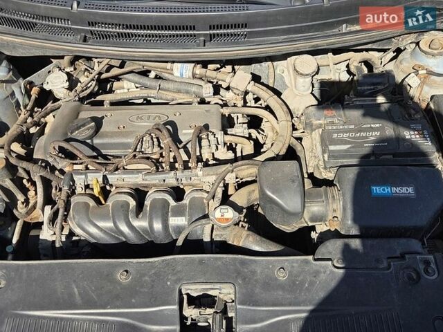 Синий Киа Рио, объемом двигателя 1.4 л и пробегом 292 тыс. км за 6700 $, фото 13 на Automoto.ua