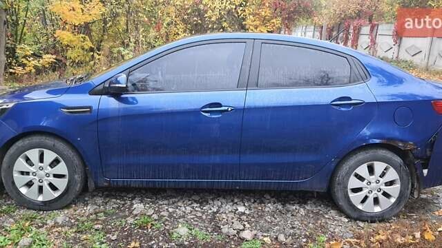 Синій Кіа Ріо, об'ємом двигуна 1.6 л та пробігом 222 тис. км за 5500 $, фото 7 на Automoto.ua
