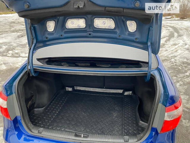 Синий Киа Рио, объемом двигателя 1.4 л и пробегом 150 тыс. км за 8500 $, фото 11 на Automoto.ua