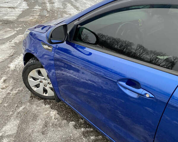 Синий Киа Рио, объемом двигателя 1.4 л и пробегом 150 тыс. км за 8500 $, фото 6 на Automoto.ua