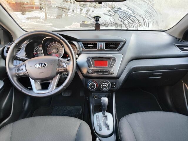 Синий Киа Рио, объемом двигателя 1.4 л и пробегом 189 тыс. км за 7500 $, фото 10 на Automoto.ua