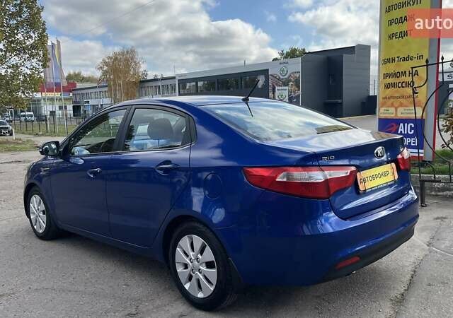Синій Кіа Ріо, об'ємом двигуна 1.6 л та пробігом 95 тис. км за 8500 $, фото 4 на Automoto.ua