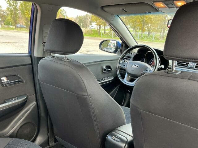 Синій Кіа Ріо, об'ємом двигуна 16 л та пробігом 95 тис. км за 8500 $, фото 11 на Automoto.ua