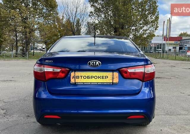 Синій Кіа Ріо, об'ємом двигуна 1.6 л та пробігом 95 тис. км за 8500 $, фото 5 на Automoto.ua