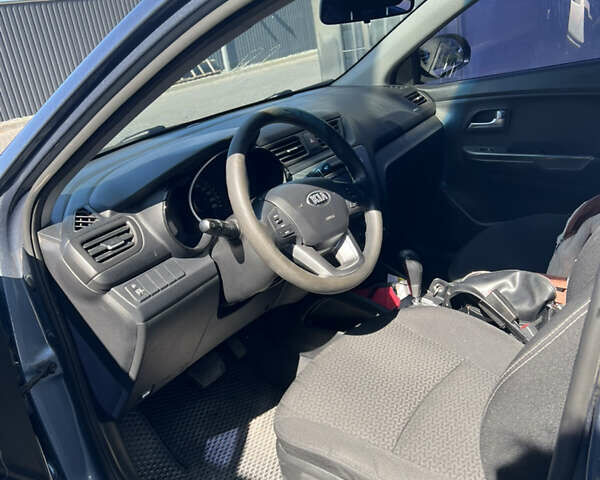 Синій Кіа Ріо, об'ємом двигуна 1.4 л та пробігом 119 тис. км за 9000 $, фото 2 на Automoto.ua