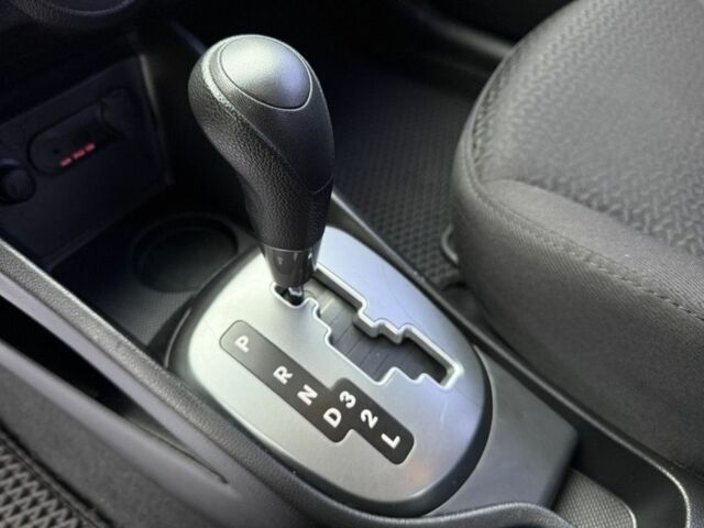 Синій Кіа Ріо, об'ємом двигуна 1.4 л та пробігом 120 тис. км за 7500 $, фото 11 на Automoto.ua