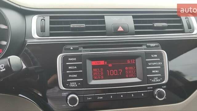Синій Кіа Ріо, об'ємом двигуна 1.6 л та пробігом 114 тис. км за 8200 $, фото 18 на Automoto.ua