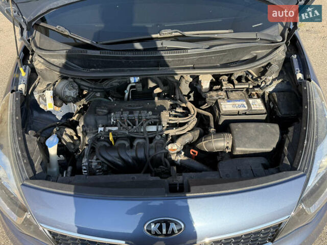 Синій Кіа Ріо, об'ємом двигуна 1.4 л та пробігом 101 тис. км за 9700 $, фото 8 на Automoto.ua
