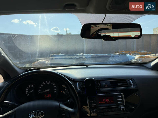 Синій Кіа Ріо, об'ємом двигуна 1.4 л та пробігом 101 тис. км за 9700 $, фото 9 на Automoto.ua