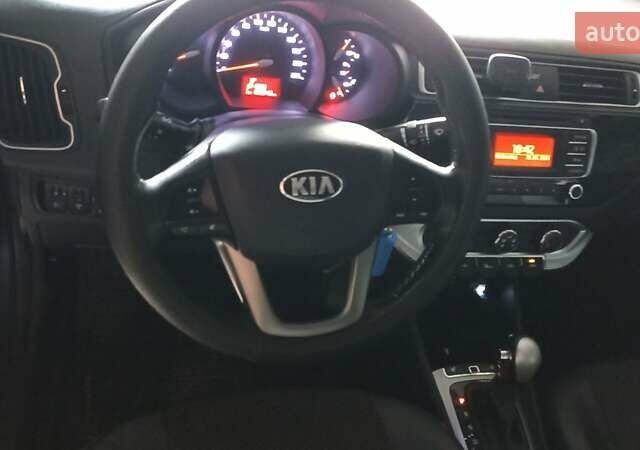 Синій Кіа Ріо, об'ємом двигуна 1.4 л та пробігом 120 тис. км за 11000 $, фото 5 на Automoto.ua