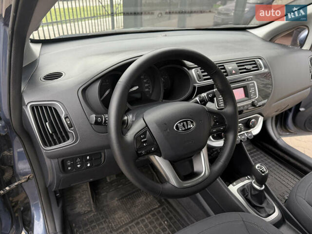 Синий Киа Рио, объемом двигателя 1.37 л и пробегом 89 тыс. км за 8300 $, фото 17 на Automoto.ua