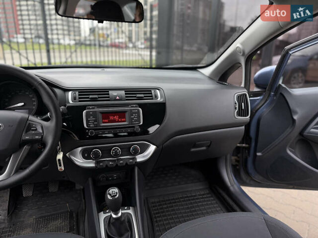 Синий Киа Рио, объемом двигателя 1.37 л и пробегом 89 тыс. км за 8300 $, фото 27 на Automoto.ua