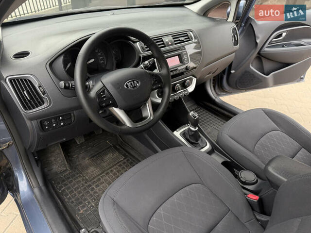 Синий Киа Рио, объемом двигателя 1.37 л и пробегом 89 тыс. км за 8300 $, фото 16 на Automoto.ua