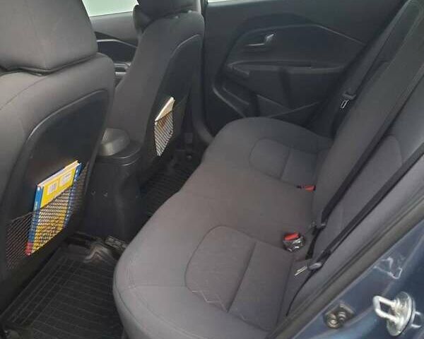 Синій Кіа Ріо, об'ємом двигуна 1.4 л та пробігом 83 тис. км за 10600 $, фото 1 на Automoto.ua