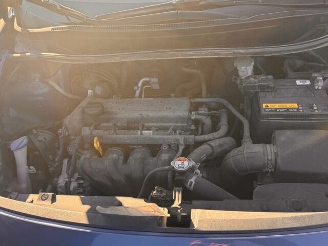 Синій Кіа Ріо, об'ємом двигуна 1.4 л та пробігом 81 тис. км за 9800 $, фото 21 на Automoto.ua