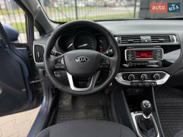 Синий Киа Рио, объемом двигателя 1.37 л и пробегом 89 тыс. км за 8300 $, фото 28 на Automoto.ua
