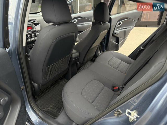 Синий Киа Рио, объемом двигателя 1.37 л и пробегом 89 тыс. км за 8300 $, фото 22 на Automoto.ua