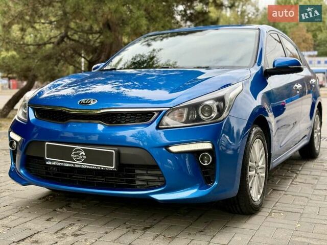 Синий Киа Рио, объемом двигателя 1.59 л и пробегом 89 тыс. км за 12900 $, фото 3 на Automoto.ua