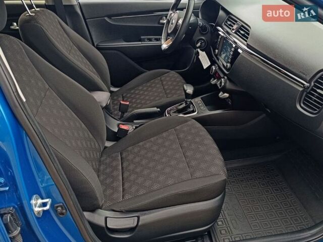 Синий Киа Рио, объемом двигателя 1.59 л и пробегом 106 тыс. км за 13777 $, фото 5 на Automoto.ua