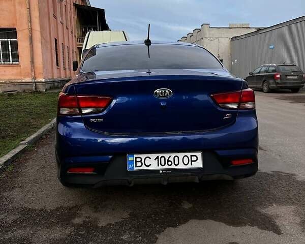 Синий Киа Рио, объемом двигателя 1.6 л и пробегом 130 тыс. км за 12999 $, фото 4 на Automoto.ua