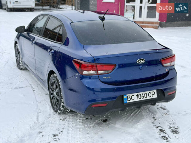 Синий Киа Рио, объемом двигателя 1.6 л и пробегом 130 тыс. км за 11900 $, фото 12 на Automoto.ua