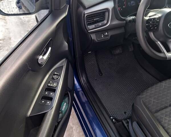 Синій Кіа Ріо, об'ємом двигуна 1.59 л та пробігом 100 тис. км за 12700 $, фото 22 на Automoto.ua