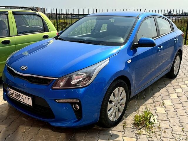 Синій Кіа Ріо, об'ємом двигуна 1.6 л та пробігом 120 тис. км за 13600 $, фото 1 на Automoto.ua